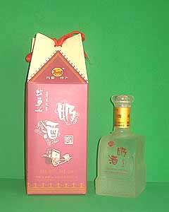 四角蒙古包精品奶酒