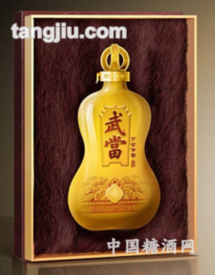 武當(dāng)酒萬(wàn)世傳香500ml