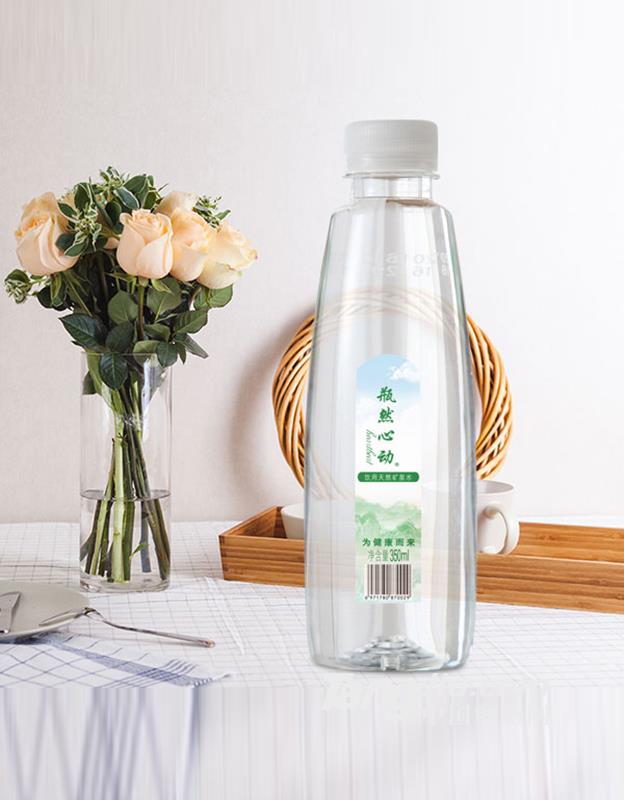 瓶然心動(dòng)飲用天然礦泉水350ml